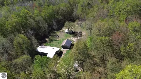 5884 Scholl Rd, Mancelona, MI 49659