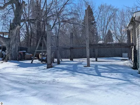 156 N Mackinaw Rd, Au Gres, MI 48703 photo 7