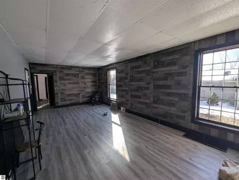 156 N Mackinaw Rd, Au Gres, MI 48703 photo 8