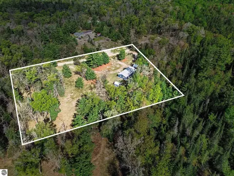 View/Area - 234 W Elder, Harrison, MI 48625 photo 5 of 8