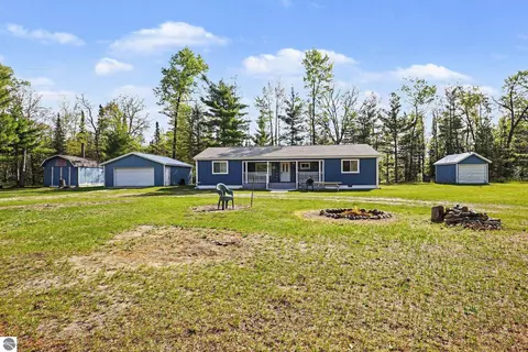 Exterior - 234 W Elder, Harrison, MI 48625 photo 6 of 8