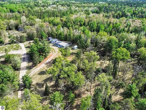 View/Area - 234 W Elder, Harrison, MI 48625 photo 2 of 8
