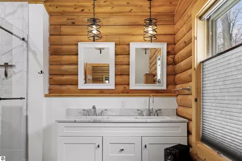 Bath - 2558 E Sugar Maple, Cedar, MI 49621 photo 4 of 5