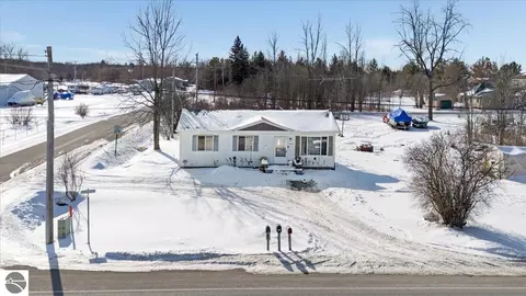 316 E Main, Hale, MI 48739 photo 4
