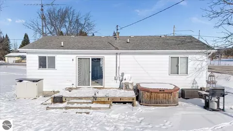 316 E Main, Hale, MI 48739 photo 7