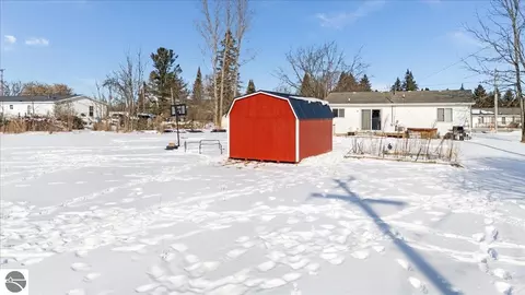 316 E Main, Hale, MI 48739 photo 10