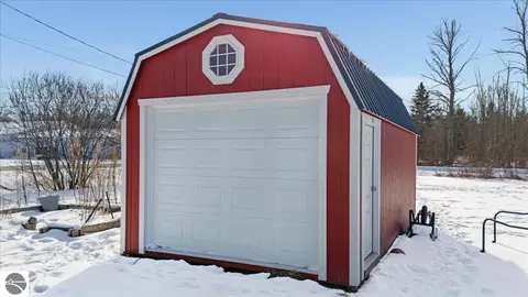 316 E Main, Hale, MI 48739 photo 9