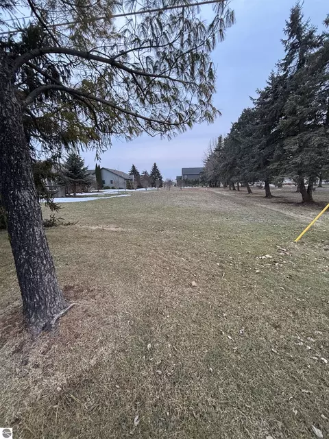 2135 E Pickard Rd, Mount Pleasant, MI 48858 photo 6