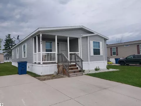 2243 Leisure Ln, Traverse City, MI 49686