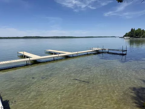 8923 SE Torch Lake Dr, Alden, MI 49612