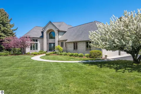 7852 Underwood Rdg, Traverse City, MI 49686