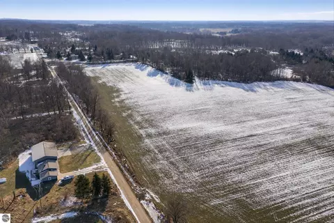 V/l E Chadwick Road, Dewitt, MI 48820