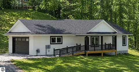 4144 S Sugar Loaf Mountain Rd, Cedar, MI 49621