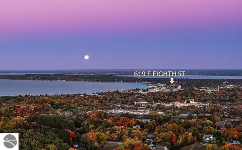 619 Eighth #14, Traverse City, MI 49686