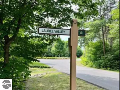 129-130 Laurel Vly, Bellaire, MI 49615