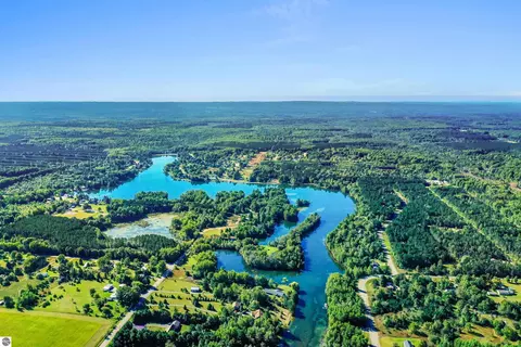 452 Gitchegumee Dr, Buckley, MI 49620