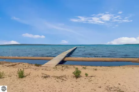 2175 N Us-31 N, Traverse City, MI 49686