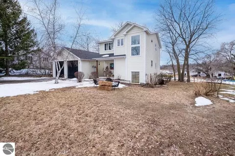13467 Center, Traverse City, MI 49686