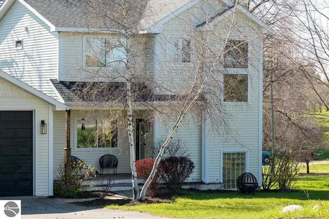 13467 Center, Traverse City, MI 49686