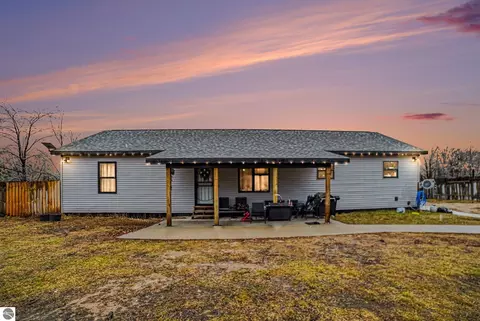 11115 E Vly, Mount Pleasant, MI 48858