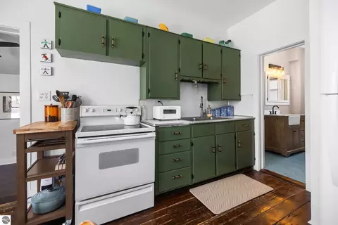 Kitchen - 3038 Sullivan St, Cedar, MI 49621 photo 1 of 4