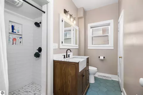 Bath - 3038 Sullivan St, Cedar, MI 49621 photo 1 of 2