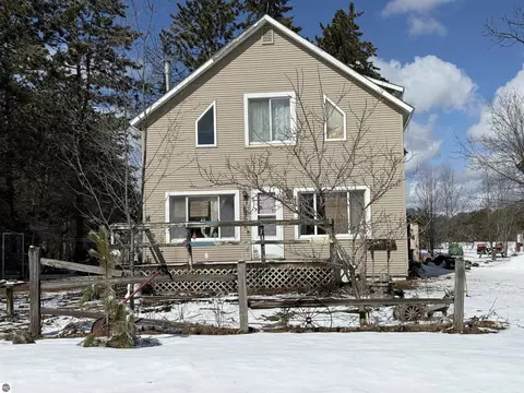 3785 Westwood Rd NE, Mancelona, MI 49659