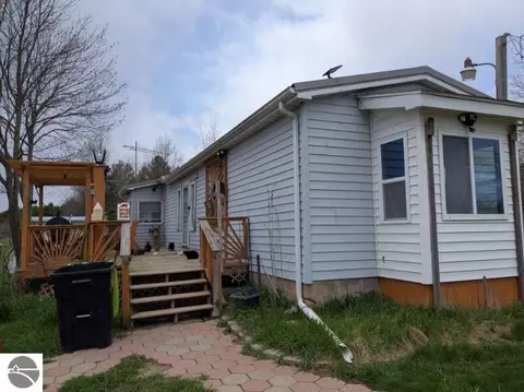 6283 Plant Rd, Whittemore, MI 48770