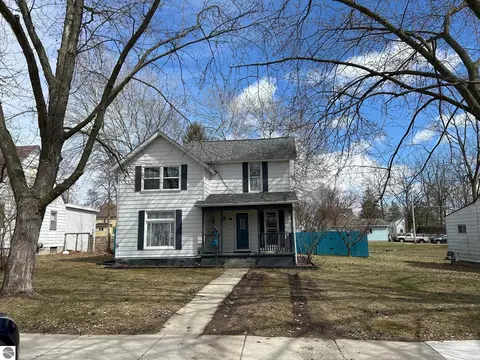 320 N Elm, Ithaca, MI 48847