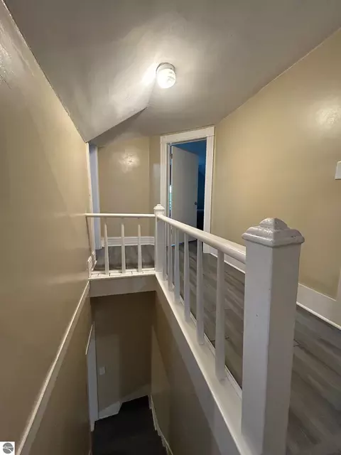 Entry Way - 320 N Elm, Ithaca, MI 48847 photo 2 of 2