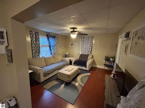 Living - 320 N Elm, Ithaca, MI 48847 photo 2 of 2