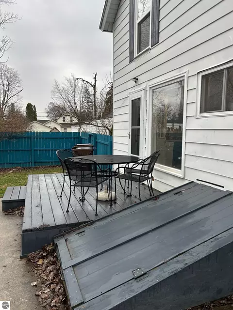 Exterior - 320 N Elm, Ithaca, MI 48847 photo 11 of 11