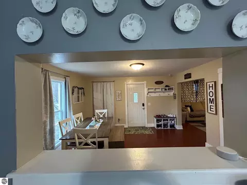 Dining - 320 N Elm, Ithaca, MI 48847 photo 1 of 1