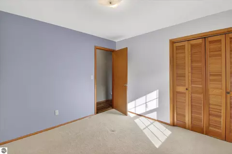 Bedroom - 901 Riverview, Alma, MI 48801 photo 1 of 8