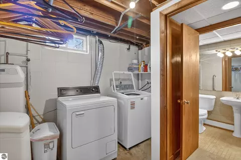 Other - 901 Riverview, Alma, MI 48801 photo 6 of 16