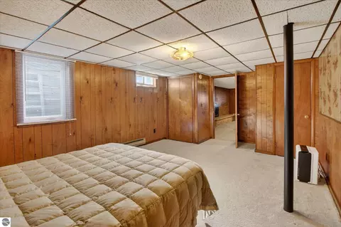 Bedroom - 901 Riverview, Alma, MI 48801 photo 8 of 8