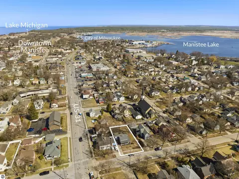 314 Fifth St, Manistee, MI 49660