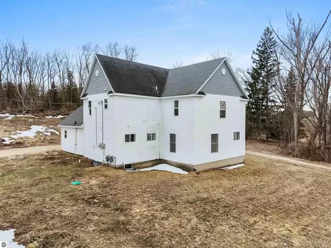 701 W Main St, Manton, MI 49663