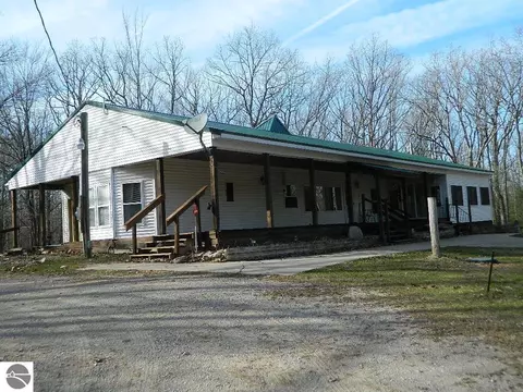5651 E Haskell Lake Rd, Harrison, MI 48625
