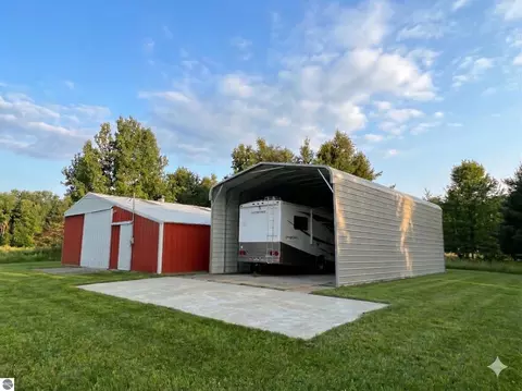 Exterior - 562 Lagrant Rd, Twining, MI 48766 photo 4 of 12