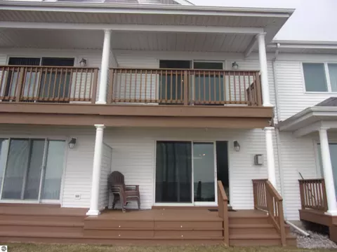 915 W Lake St #2, Tawas City, MI 48763