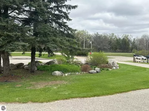 7 Fairway Ct, Grayling, MI 49738 photo 10