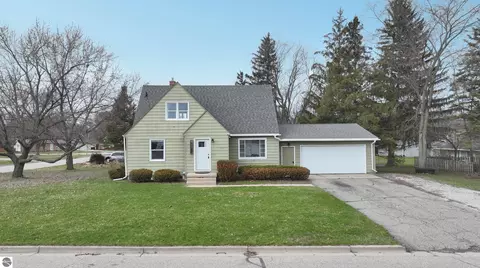 1524 Ridge, Mount Pleasant, MI 48858