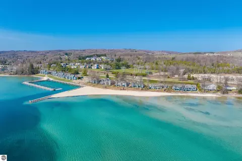 758 Waypoint Cir, Suttons Bay, MI 49682