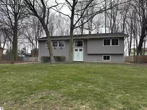 1840 Beech, Mount Pleasant, MI 48858