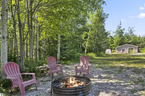 22542 N Us-23, Ocqueoc, MI 49759
