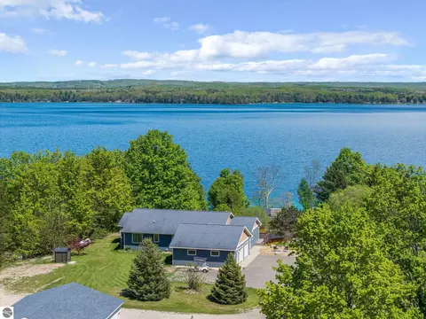11660 Indian Rd, Kewadin, MI 49648