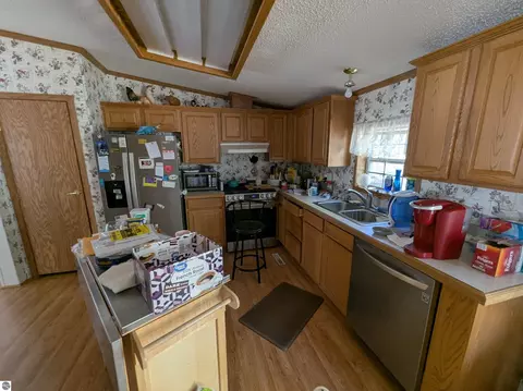 Kitchen - 5150 E Michigan Ave, Au Gres, MI 48703 photo 1 of 3