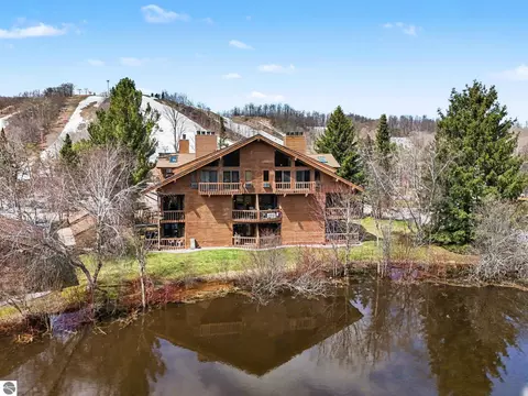 6520 Schuss Mountain Ln #3208, Mancelona, MI 49659