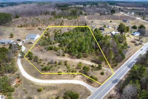 000 Case Rd, Beulah, IN 46917